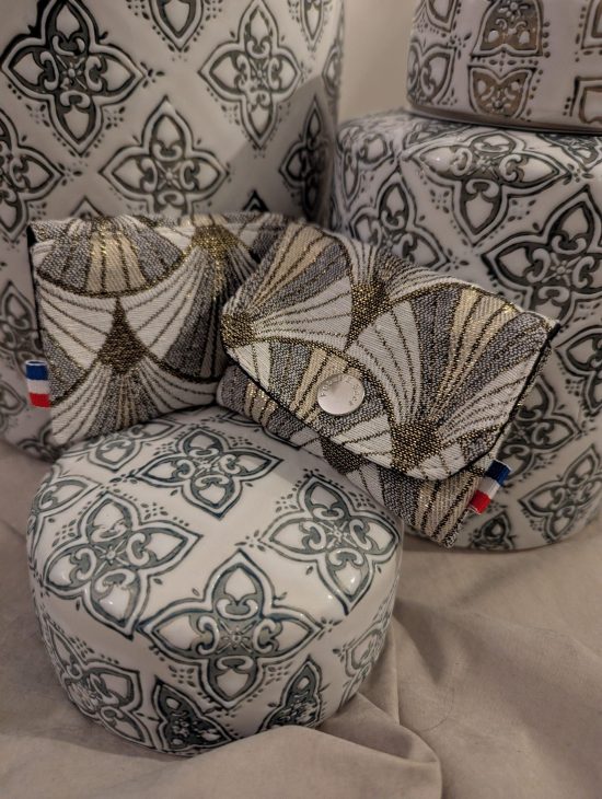 portes cartes dorés